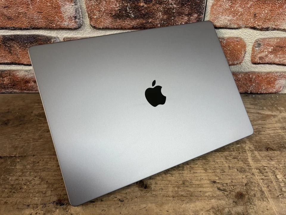 Apple MacBook Pro 16" M2 Max · 32GB · 2TB, photo 3 of 5