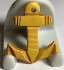 Vtg 40'S NAUTICAL BOAT ANCHOR BUTTERSCOTCH BAKELITE SAILORS BROOCH PIN NAVY WW11