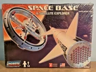 RARE NEW 2009 Lindberg Space Base & Satellite Explorer Model Kit Factory Sealed