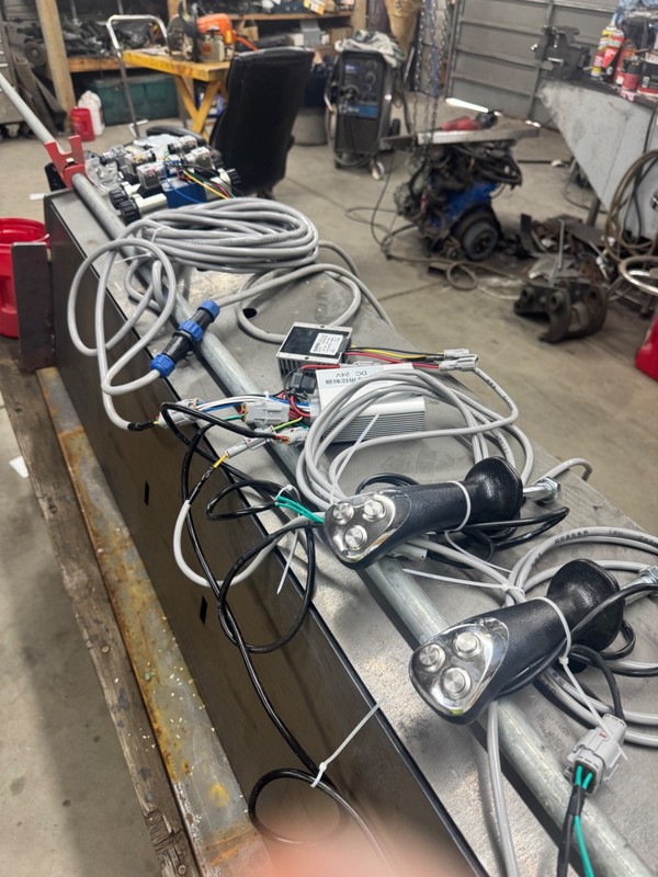 24 volt hydraulic solenoilds and wiring off excavator rotating grapple