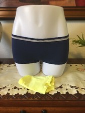 New Victoria's secret 2 piece Medium Low rise boy shorts underwear lot