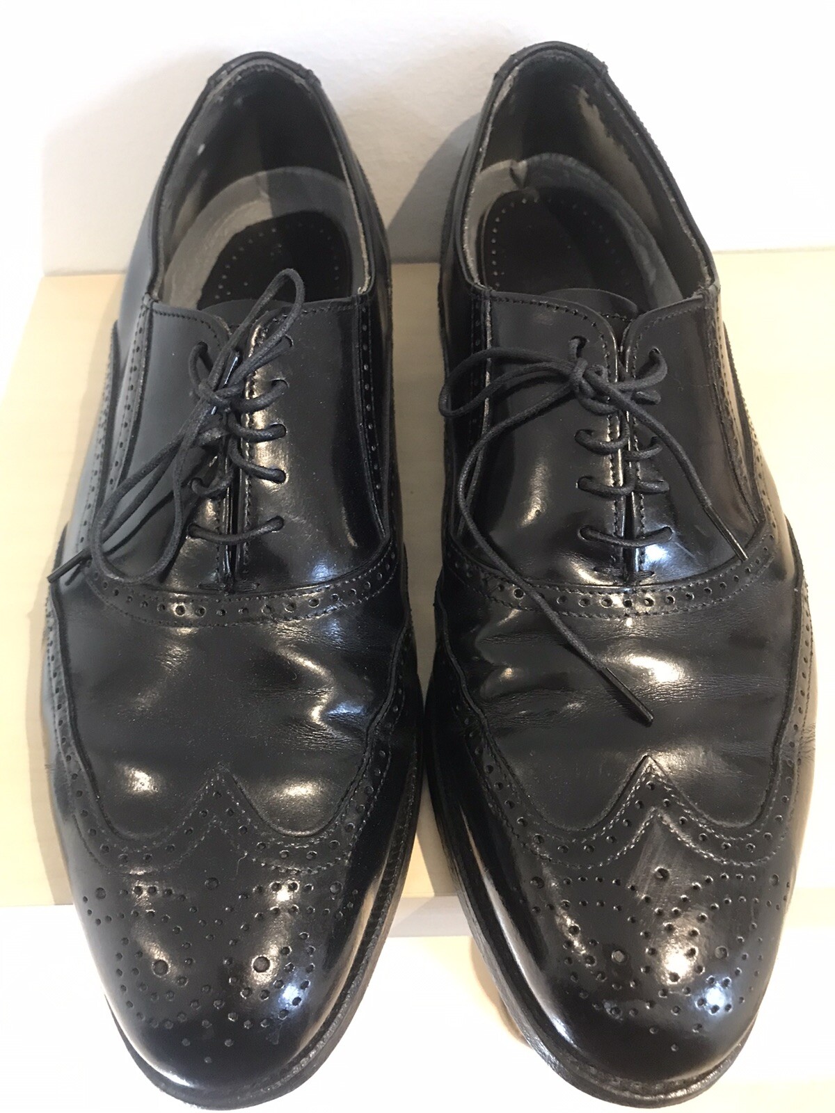dexter wingtip shoes