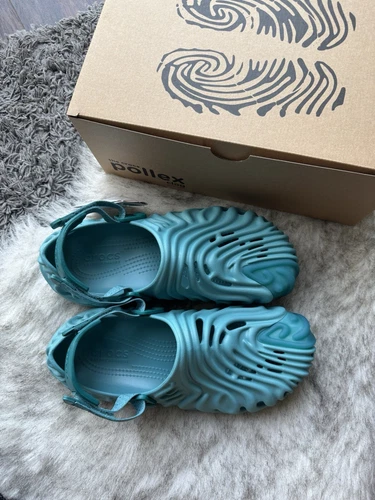 Salehe Bembury x Crocs Pollex Clog | Teal Blue | Größe UK9 | Sandalen