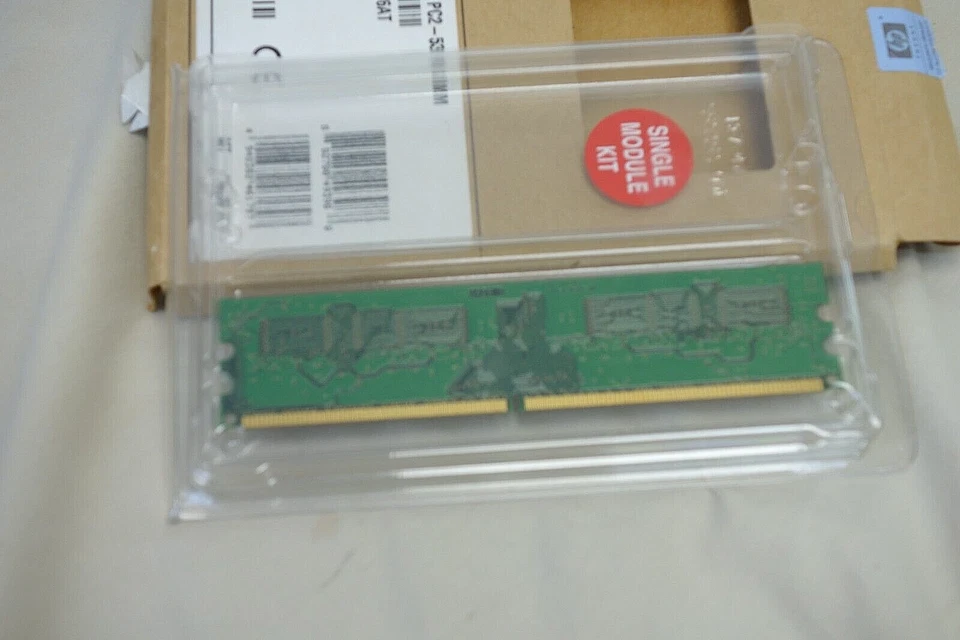 2 Pcs HP Micron MT8HTF12864AY-667E1 1GB DDR2-667 & HP P/N 377726-888 memory - Image 4 of 4