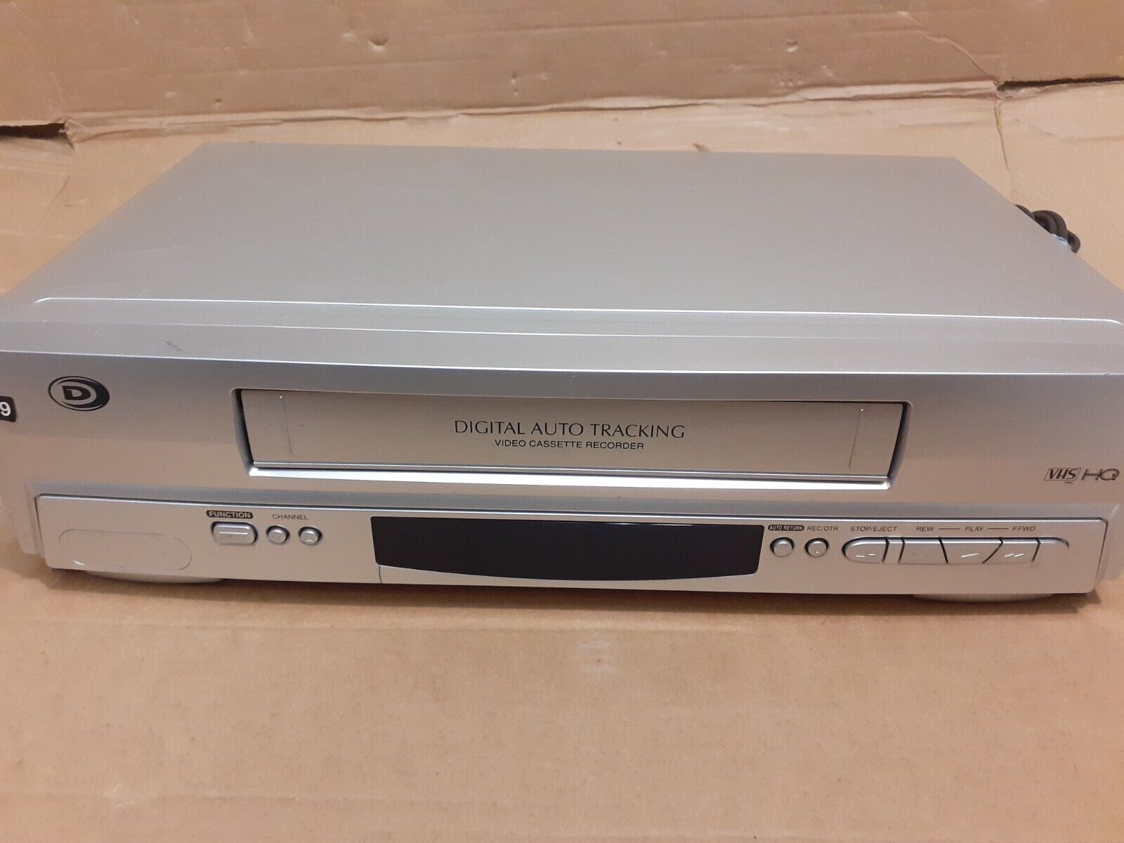BASIC  SILVER  VCR VHS VIDEO PLAYER FULLY WORKING HUNDREDS SOLD