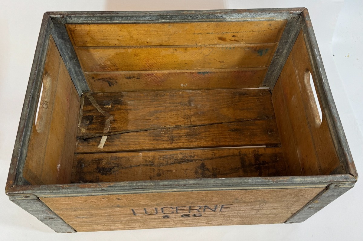 LUCERNE 1966 Vintage Wood Steel Frame Dairy Milk Beverage Delivery