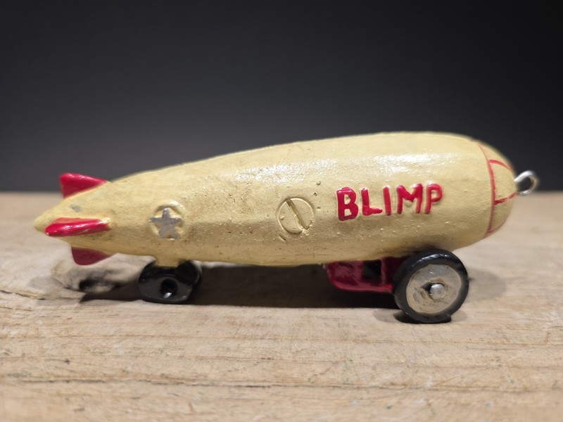 Vintage Style Blimp Toy Car Cast Metal Zeppelin Airship Toy