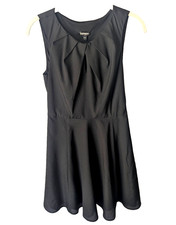 Express Dress Black Keyhole Slit Sleeveless Pleated Fit Flare Skater Size 2 
