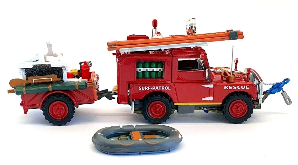 Matchbox 1/43 Scale YYM36400 - 1952 Land Rover Surf Patrol Rescue - Red - Image 3 of 4