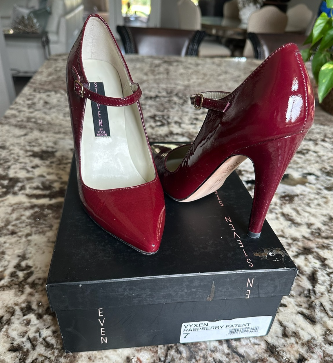 Steve Madden Steven Burgundy Red Patent Leather Heels 7M Mary Jane New!