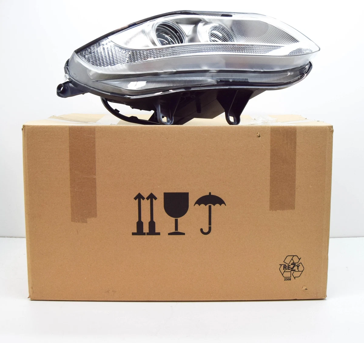 BMW Z4 Coupe E86 Front Right Headlight LHD 63127162718 NEW GENUINE 