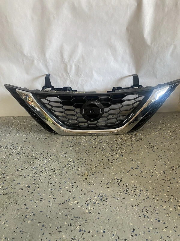 Nissan Sentra Grille 2016 2017 2018 W/O Emblem Used Oem 623103YU0A