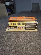 Faller  HO B-99 Lindental Trai Station Bahnhof Fully Assembled 