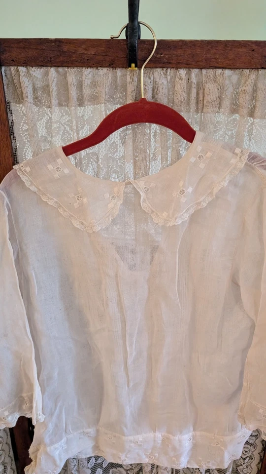 Edwardian Art Deco Ivory Embroidered Waist Tie Blouse 40 " Bust - Image 2 of 4