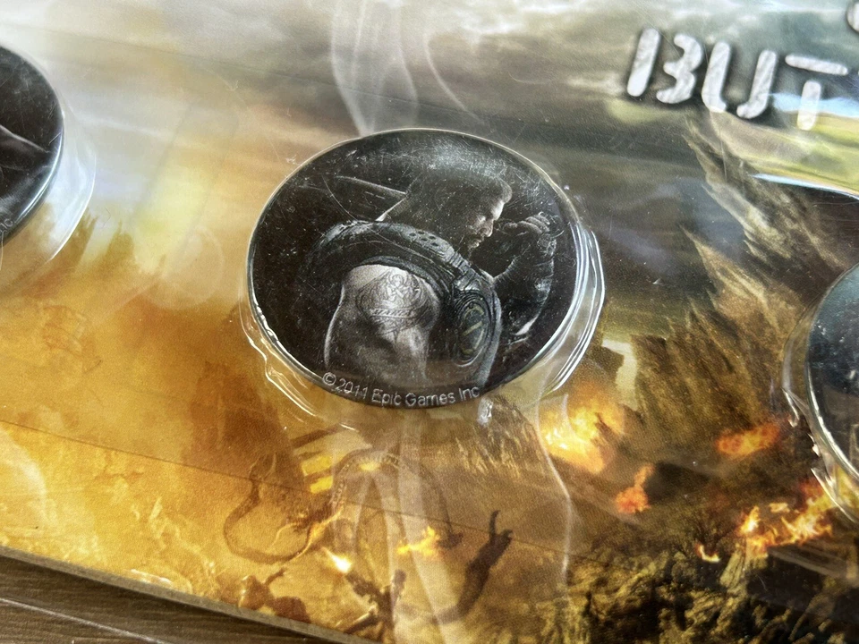Gears of War 3 NECA 5-Piece Button Set Epic Games 2011 New & Sealed - Image 4 of 4
