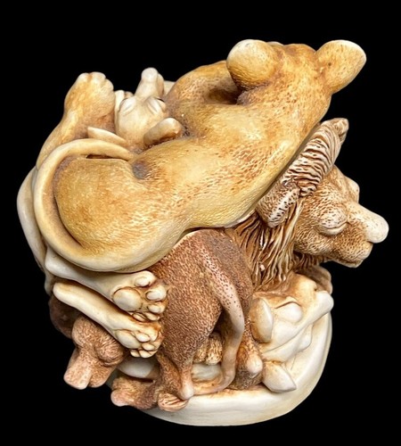 HARMONY KINGDOM FAUX PAW LIONS ENGLAND 1993 CRUSHED MARBLE TRINKET BOX - Picture 2 of 7