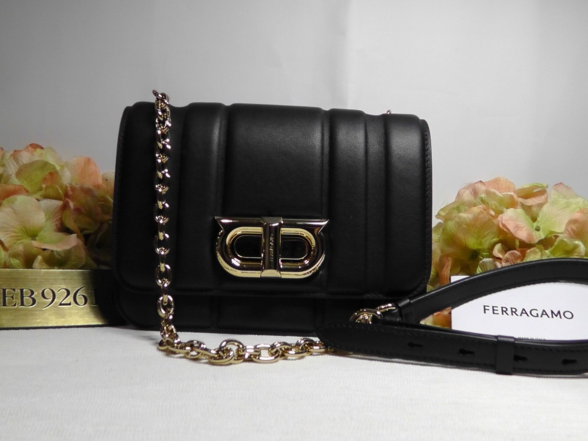 ショルダーバッグ Salvatore Ferragamo Black Leather Crossbody Bag s-l1200.jpg