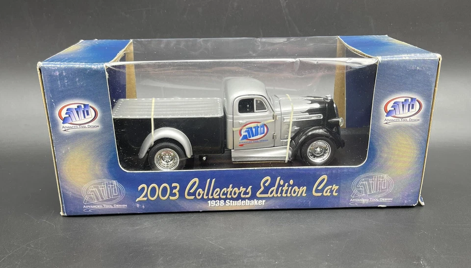 Liberty Classics 2003 Edición Coleccionista Coche 1938 Studebaker Pickup Bank Diecast Foto 2 de 4