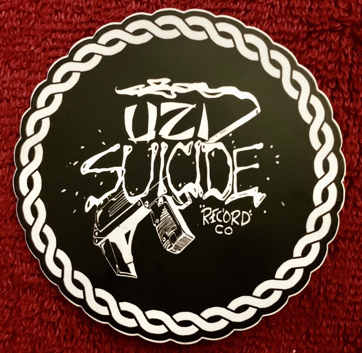 ハノイロックス UZI SUICIDE ガンズンローゼス CDトールボックス 芽