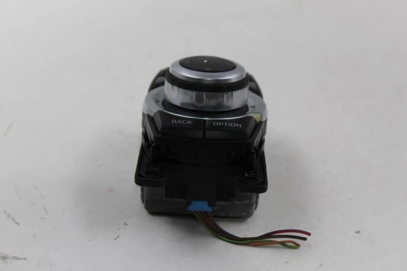 BMW X3 X5 M3 2011-2017 Interruptor de medios Controlador Mouse Joystick OEM #24775 Foto 2 de 4