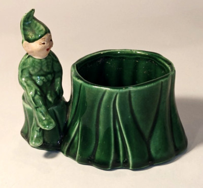 Vtg Green Glazed Pixie Elf Sitting On Stump Small Planter See Face Flaws