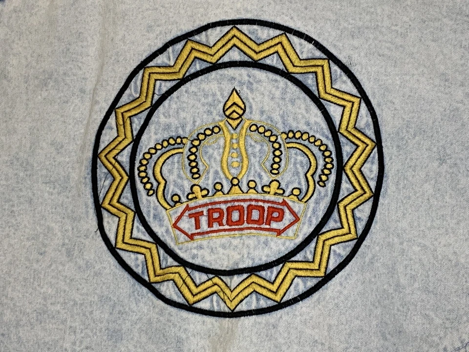 复古 Troop Crown 90 年代水洗牛仔夹克全拉链刺绣 XL 码 — 第 4/4 张图片
