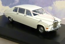 OXFORD DIECAST 1/43 DAIMLER DS420 DS 420 LIMOUSINE IN WHITE (WEDDING CAR) DS001W