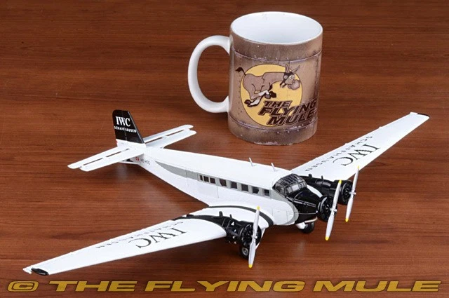 Corgi 1:72 Ju 52 IWC Schaffhausen HB-HOS - Image 4 of 4