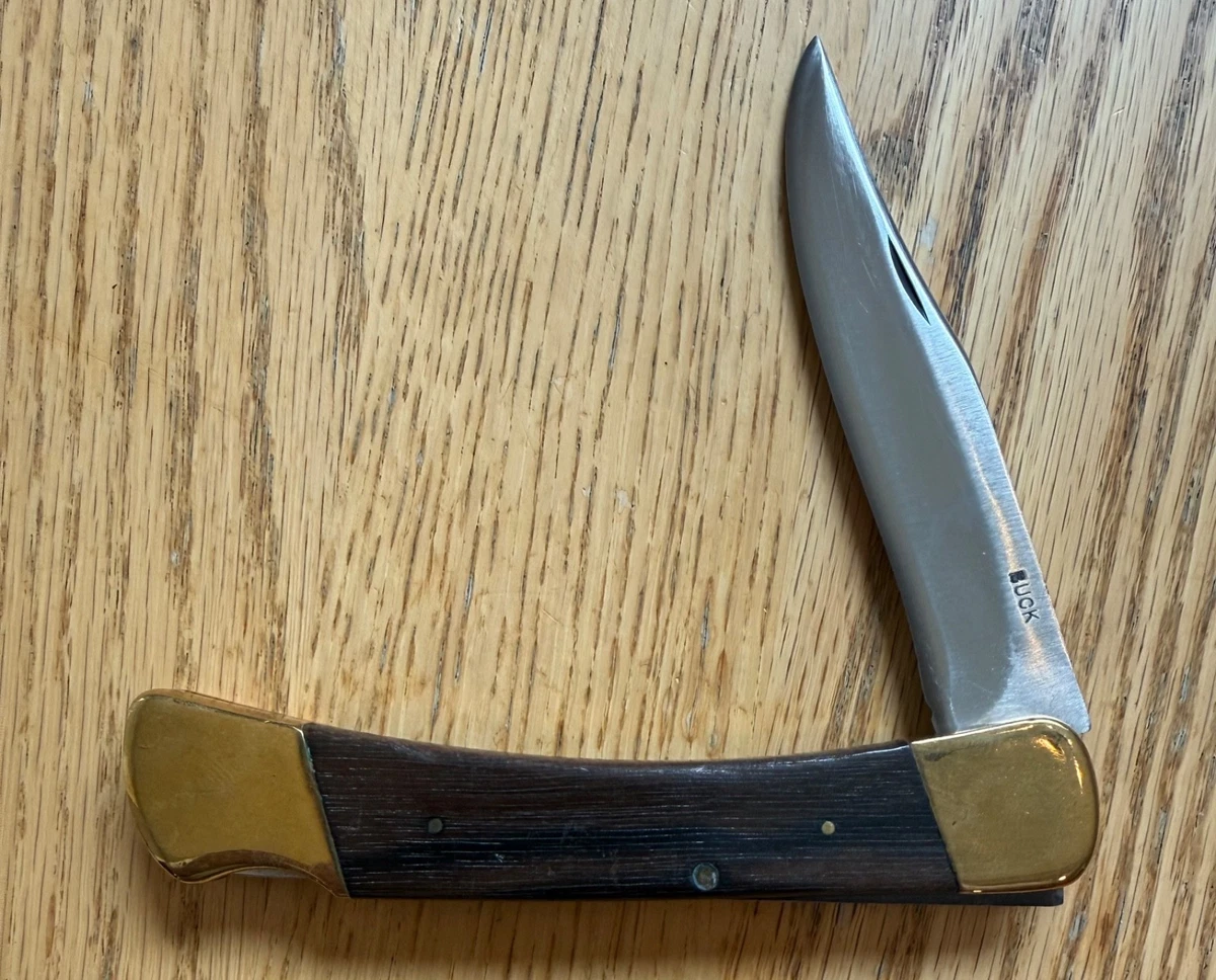 Buck 110 Collectible Modern Factory Manufactured Folding Knives 
