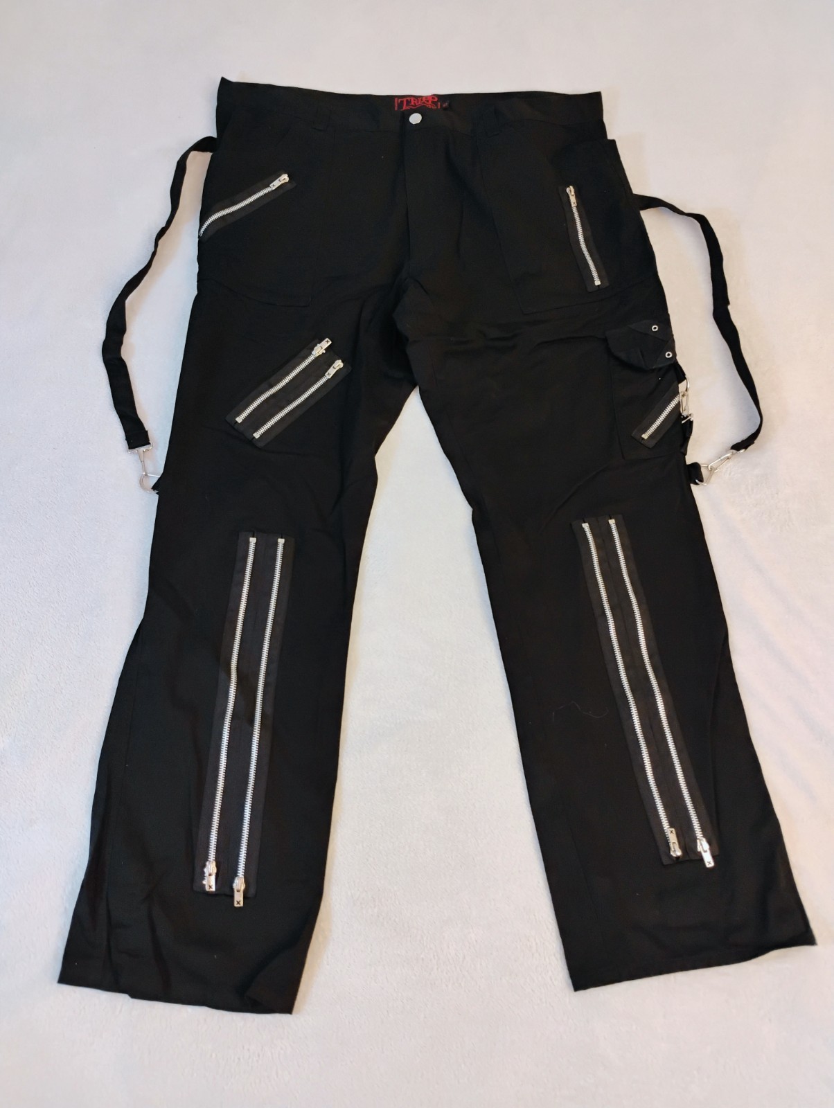 RARE! Tripp NYC Men's Black Cargo Pants Zippers D-Rings Straps Pockets Size 42 image 4
