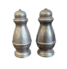 Oneida Salt Pepper S&P Shaker Cambridge Colonial Pewter Vintage Retro Pair Set