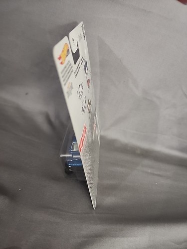 Hot Wheels Premium Toyota '87 Toyota Pickup Truck 2021 2/5 With Protective Case - Picture 6 of 7