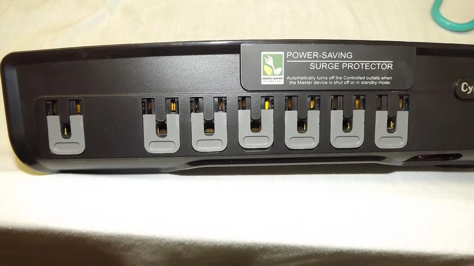 CyberPower CSP706T Professional 7-Outlets Surge Suppressor 6FT Cord new - Image 2 of 4