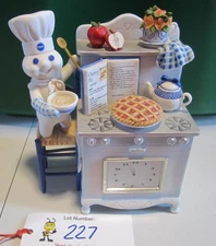 Pillsbury Doughboy “Time for Pie” Clock Figurine the Danbury Mint