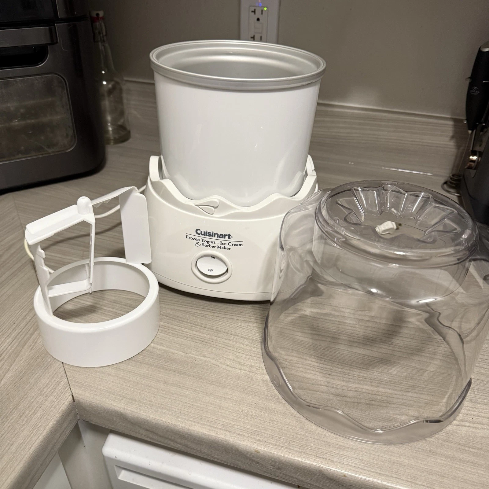 Cuisinart ICE-20 Automatic 1.5 Quart Ice Cream Frozen Yogurt Sorbet Maker
