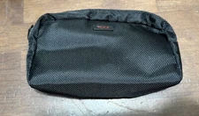 TUMI for Delta Black Amenity Kit Small Zippered Soft Travel Case Toiletry -lot m