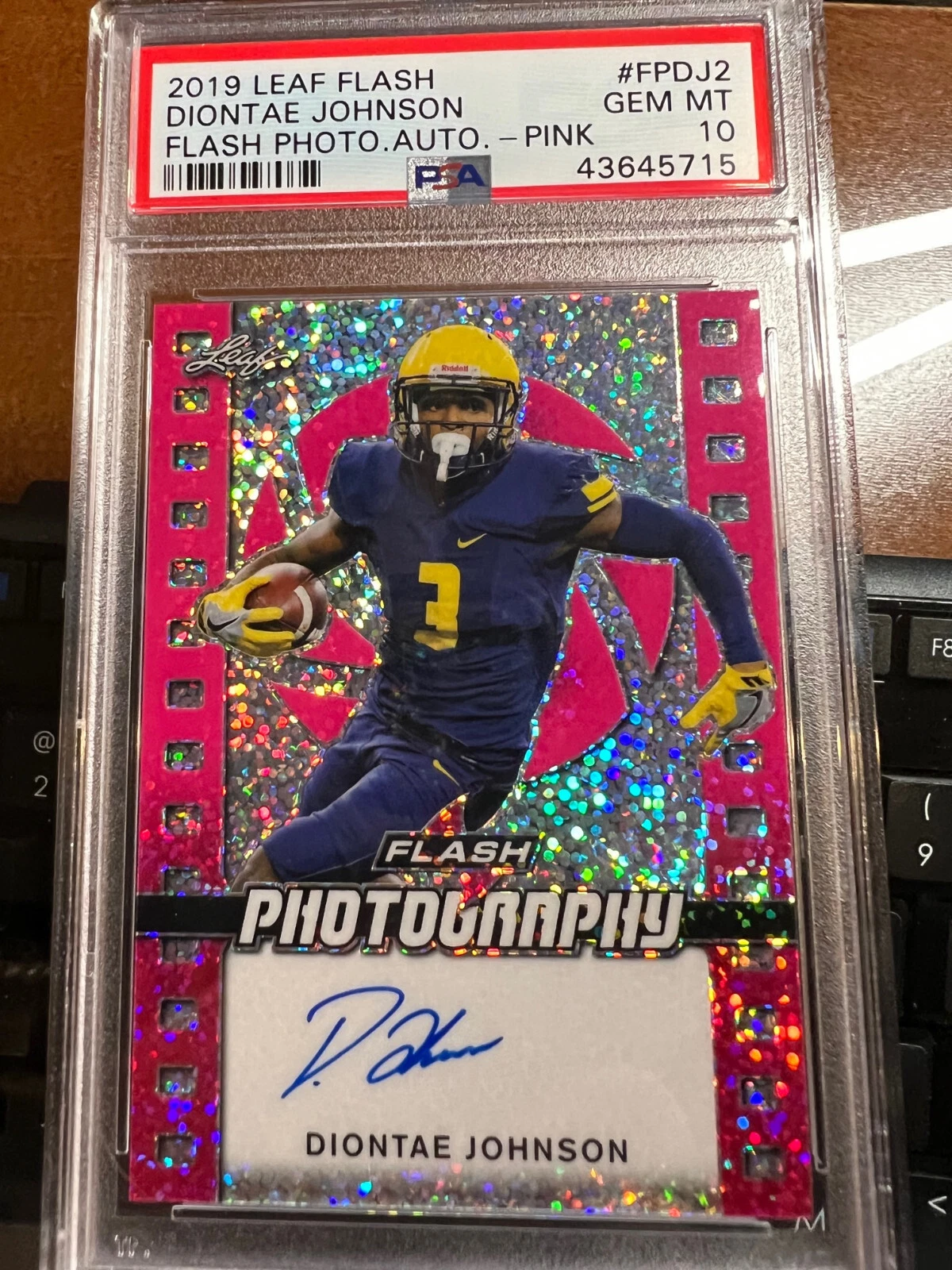 Diontae Johnson Leaf Flash Flash Photography Autographs #FPDJ2 Pink