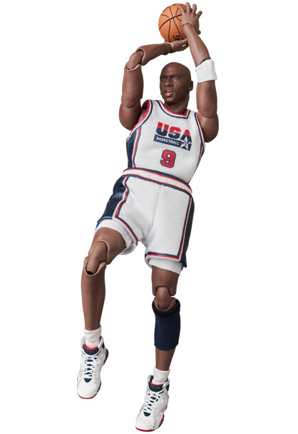 Authentic Medicom Toy Mafex No.132 Michael Jordan (1992 Team