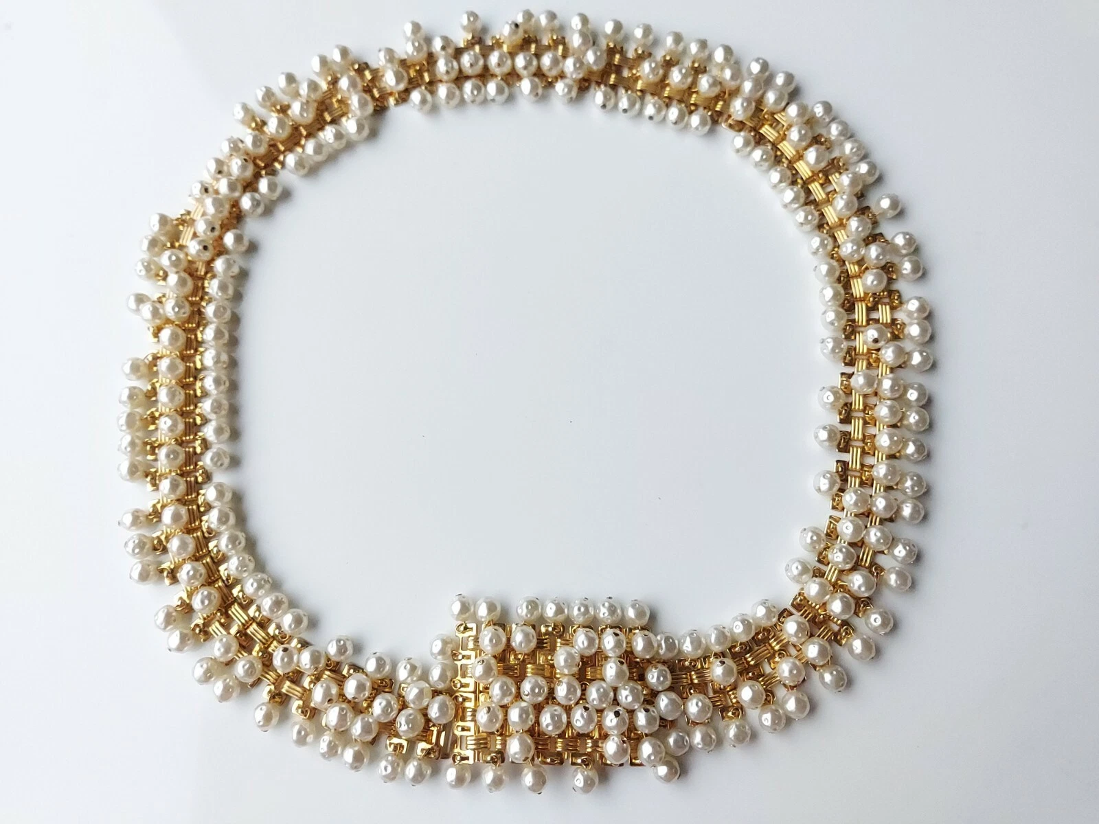 Ceinture vintage élégante CHRISTIAN DIOR perle crémeuse plaquée or signe 1960