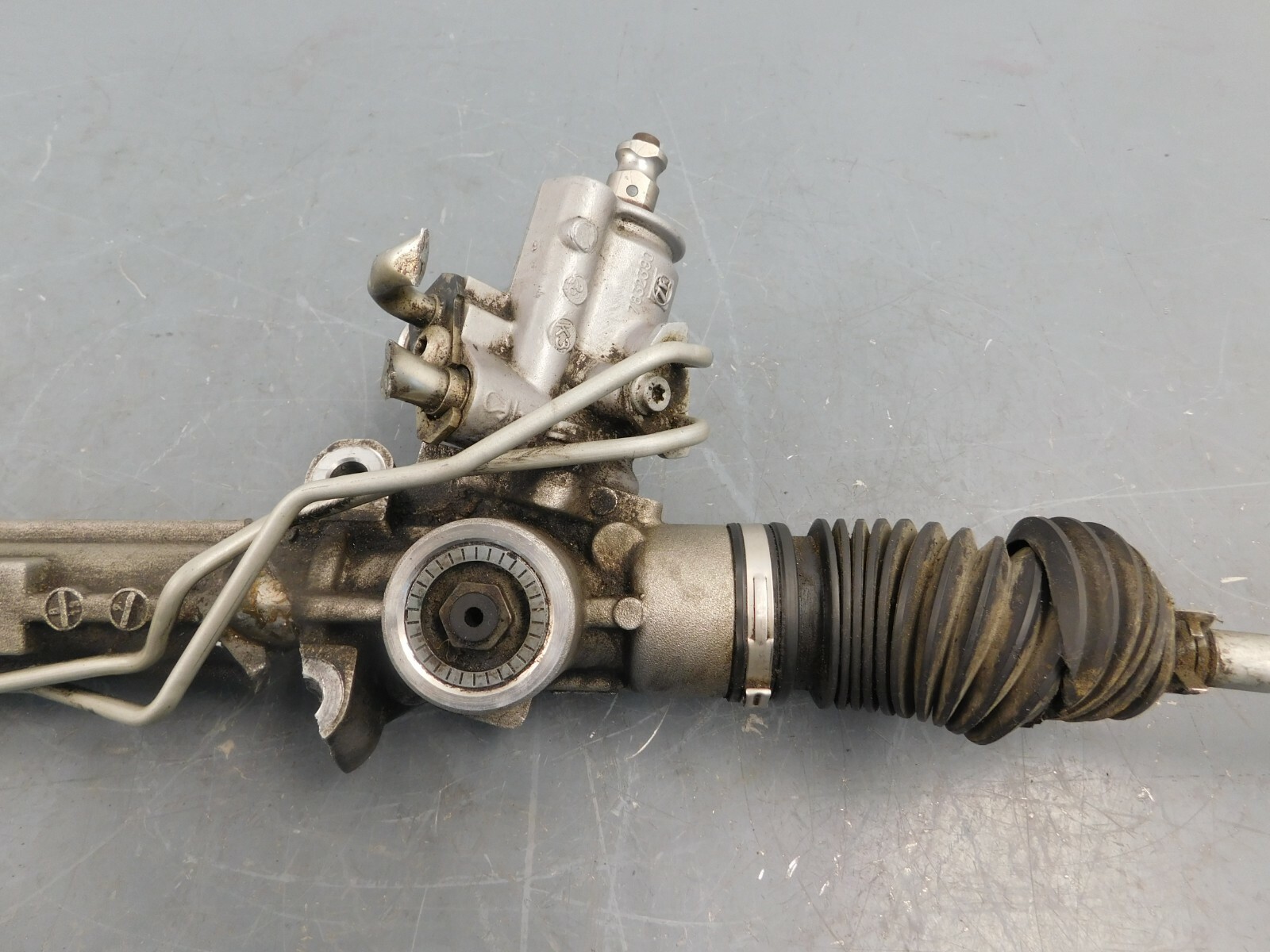 2015 14 - 18 Aston Martin V12 Vantage S Rack & Pinion / End Links #1954 C4