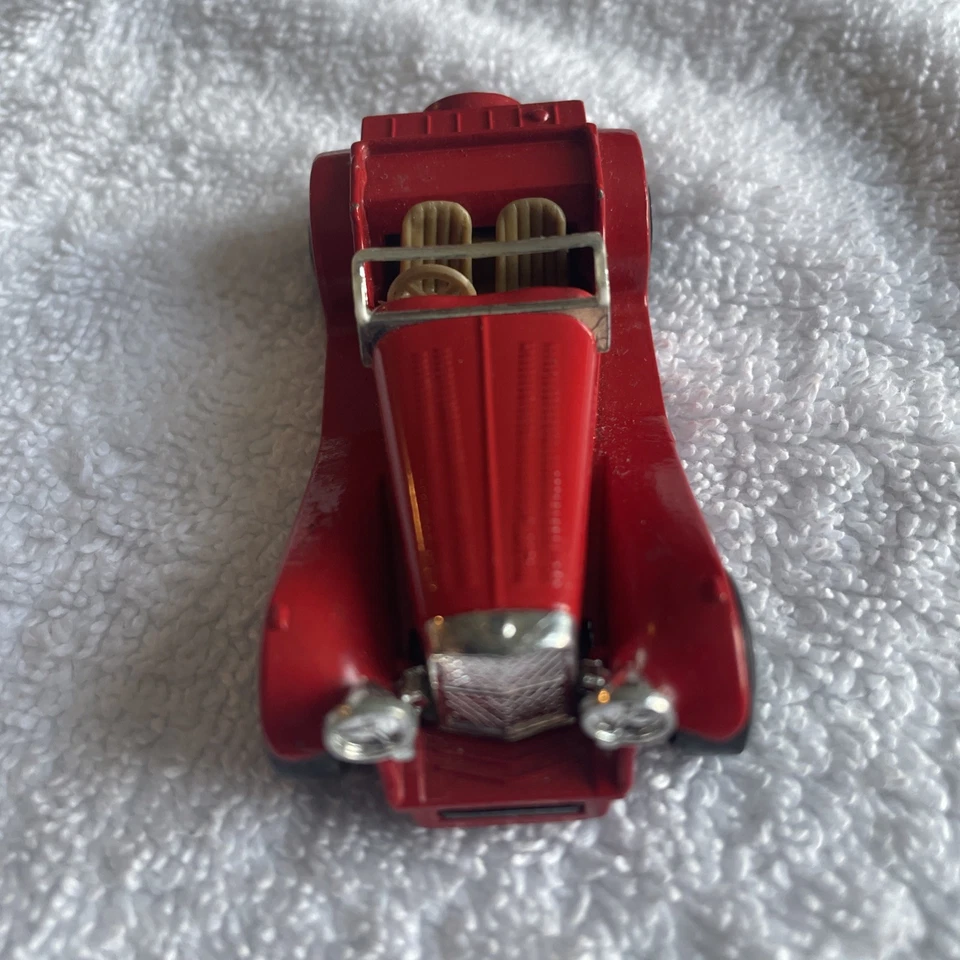 Vintage 1982 Matchbox Lesney SS 100 Jaguar Deep Red 1:50 VGC, Near Mint to MINT - Image 3 of 4