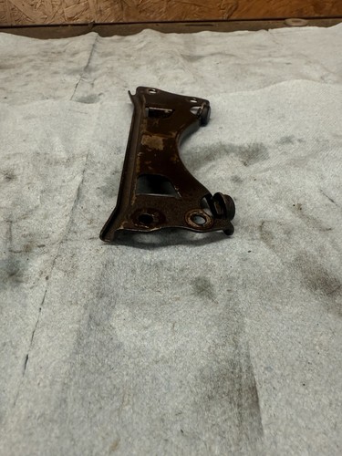 03 04 Soporte de montaje de subchasis central OEM Honda CBR600 RR - Imagen 11 de 16