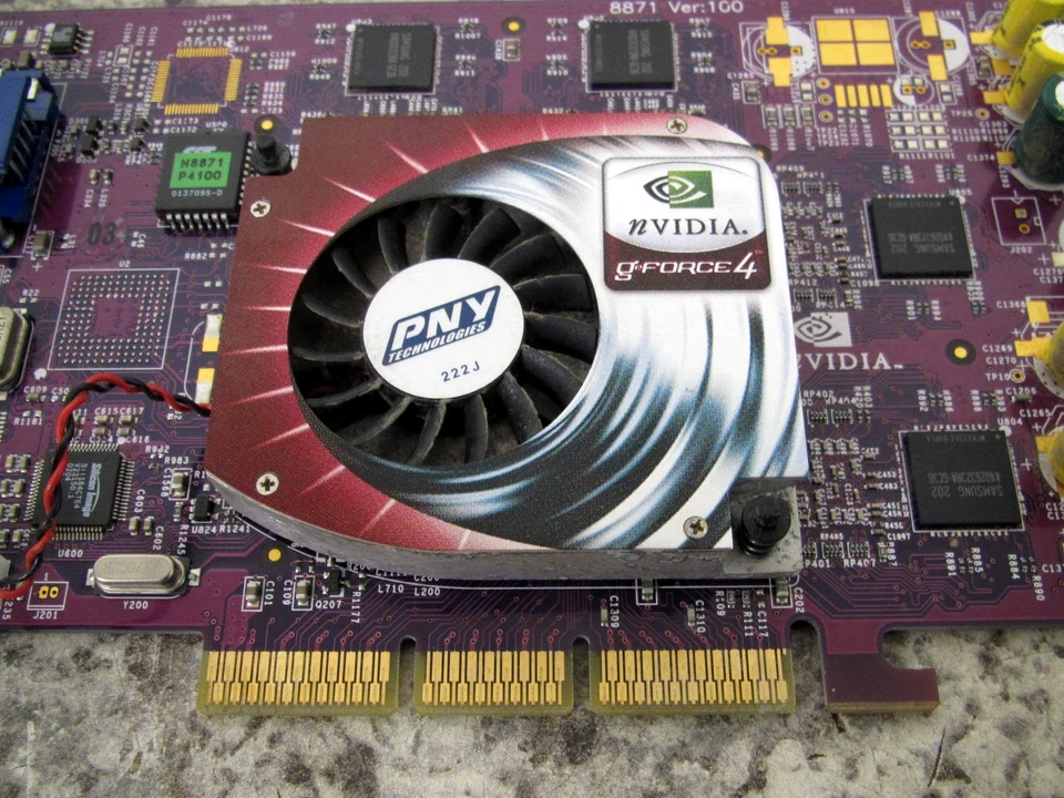 PNY GeForce 4 TI 4400 / GF4TI4400AGP 128MB DDR AGP VGA DVI Video / Graphics Card - Image 2 of 4
