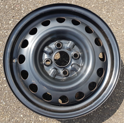 1x Stahlfelge Toyota Aygo / Peugeot 107er/Citroen C1 4,5Jx14H2 4x100 ET39 #29464