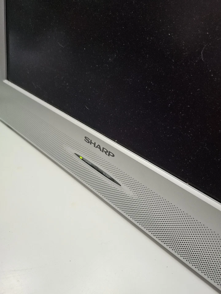 VTG Sharp Liquid Crystal 20" TV LCD Retro Gaming Tested 2002 LC-20SH3U - Image 3 of 4