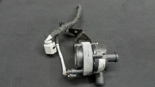 Audi VW Seat Skoda Zusatzwasserpumpe Wasser Pumpe 5Q0121599T / 5Q0 121 599 T