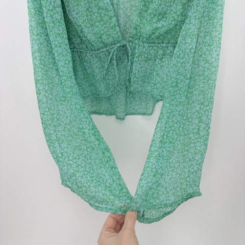 Wild Fable Microfloral Bell Sleeve Sheer Crop Top Blouse Sz Sm, Boho, Hippie - Picture 6 of 8