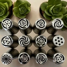12pcs Russian Tips Cake Decorating Supplies Tulip Nozzle with 3 color coupler