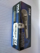 Pyle PDMIK1 Professional Moving Coil Dynamic Handheld Microphone
