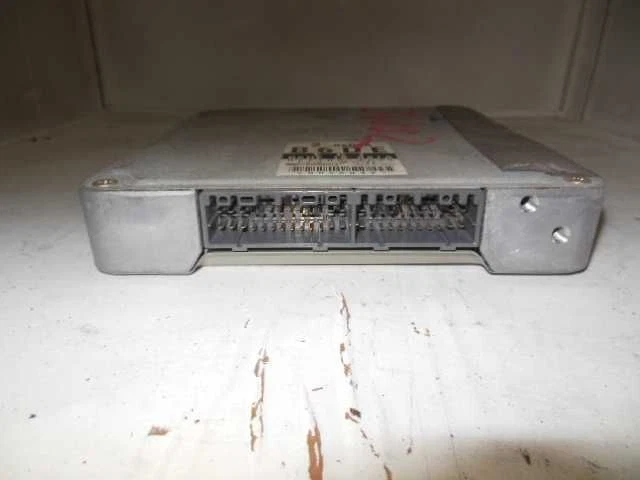 Módulo de control electrónico ECM del motor de 4 cilindros compatible con 95-96 MAZDA MX-3 366792 Foto 2 de 2